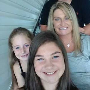 Meet your Posher, Sheri